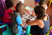 Celebran el Día de la Niñez con víctimas del conflicto armado