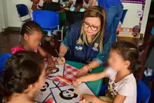 Celebran el Día de la Niñez con víctimas del conflicto armado