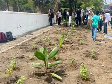 Estudiantes fueron protagonistas en recuperación de punto impactado por residuos