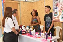 Feria artesanal: conozca emprendimientos populares nacionales e internacionales en el Bulevar del Río. 