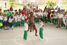 Estudiantes de Golondrinas danzaron al ritmo de Brasil y Kenia
