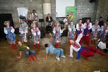 Ucrania hizo macht en Nuevo Latir 