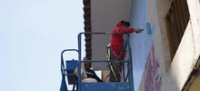 La ‘Calle del sabor’ se llena de color con graffiti urbano que exalta las culturas populares