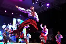 Un show vibrante de los Rolling Ruanas cerró la ‘Gran Parada de las Culturas Populares’