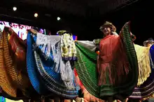 Cierre apoteósico de la ‘Gran Parada de las Culturas Populares’ en el Bulevar del Río
