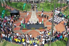 Renuevan adoquines en la reapertura de la Plaza de Cayzedo