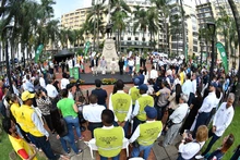 ¡Mirá ve, ya podemos encontrarnos de nuevo en la Plaza de Cayzedo!