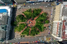 ¡Mirá ve, ya podemos encontrarnos de nuevo en la Plaza de Cayzedo!