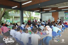 Estudiantes de la IE Cristóbal Colón disfrutan el PAE en la modalidad de preparado en sitio