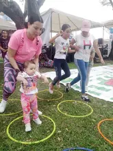Este domingo celebra con MAMÁ.