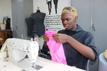 Estudiantes de ‘Todas y Todos a Estudiar’ expondrán sus creaciones en ‘Cali Distrito Moda’