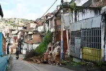 Deslizamiento de vivienda en la comuna 20 fue atendido por Gestión del Riesgo de Cali