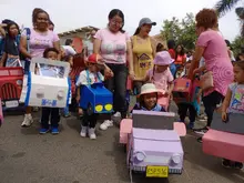 Niñas y niños de la UTS Potrero Grande rindieron homenaje a las madres