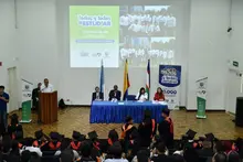 38 beneficiarios de ‘Todas y Todos a Estudiar’ se graduaron del Centro Internacional de Estudios Balbino Solano