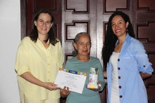 Reconocimiento a voluntarios bilingües por su aporte en el ‘Encuentro Mundial de las Culturas Populares’