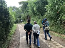 Alcaldía de Cali le cumple a la comunidad de La Buitrera con la conformación de vías terciarias
