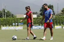 La selección femenina de fútbol de Panamá se alista bajo el sol caleño 