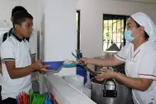 Creeser para el Futuro alimenta a más de 300 personas diariamente