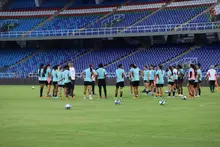 “Cali quiere tanto a la Selección, que va a llenar el Pascual”:  técnico del equipo colombiano de fútbol femenino