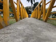 Entregan dos nuevos puentes peatonales para privilegiar al peatón en Cali