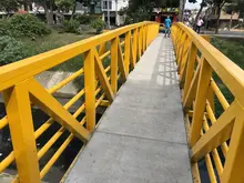 Entregan dos nuevos puentes peatonales para privilegiar al peatón en Cali