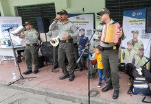 Completa oferta Institucional recibieron los habitantes de la Comuna 7, con la Casa de Justicia Itinerante