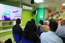 Un Laboratorio de Innovación Digital llenó de ilusión a los niños de la comuna 15