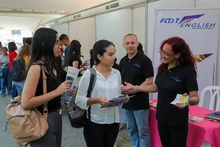 Multitudinaria asistencia para inscripciones a Todas y Todos a Estudiar Inglés