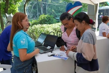 Multitudinaria asistencia para inscripciones a Todas y Todos a Estudiar Inglés