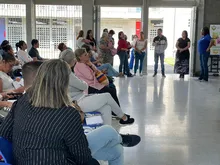 Escuela de Padres brinda pautas para la crianza responsable