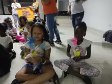 Niños y niñas de comunidades negras y afro armaron sus macetas y conocieron sobre esta tradición cultural