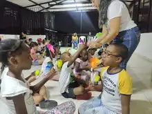 Niños y niñas de comunidades negras y afro armaron sus macetas y conocieron sobre esta tradición cultural
