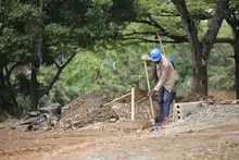 Parque Pacífico avanza en la construcción de su plazoleta peatonal e instalación de letras monumentales