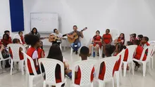 Todo empieza a estar bien para los niños del jarillón.