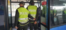 Caleños valoran de manera positiva presencia de la Policía en las estaciones del MIO