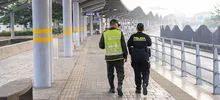 Caleños valoran de manera positiva presencia de la Policía en las estaciones del MIO