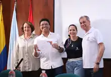 Decenas de jóvenes se gradúan de diplomado en Univalle