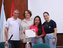 Decenas de jóvenes se gradúan de diplomado en Univalle
