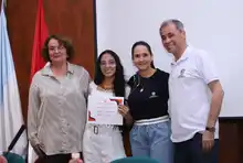 Decenas de jóvenes se gradúan de diplomado en Univalle