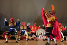 La Sala Beethoven retumbó a ritmos y pasos del folclor colombiano, paraguayo y mexicano