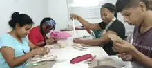Atención víctimas del conflicto armado: se agotan cupos para clases de fabricación de calzado