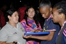 ‘Perla’ trasciende todo tipo de fronteras en barrios de Cali