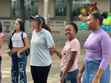 Experiencias y expectativas de su vida universitaria compartieron beneficiarios de Todas y Todos a Estudiar