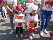 En la comuna 20, las niñas y los niños festejaron el cumpleaños de Cali