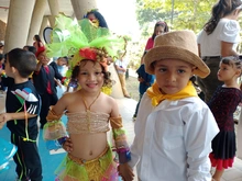 En la comuna 20, las niñas y los niños festejaron el cumpleaños de Cali