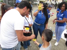 ‘Gran Abrazatón’ se realizó en el parque del barrio Obrero