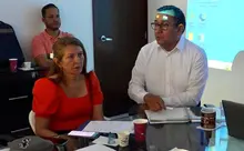 Movilidad realiza mesa técnica con taxistas para combatir el transporte informal