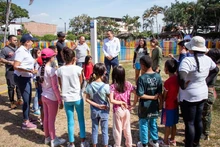 Masivo programa de natación proyecta la formación de más de 1000 niños en los barrios de Cali