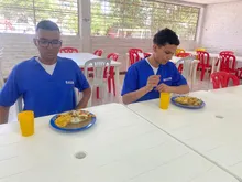 Estudiantes de las modalidades de especialización del INEM tendrán alimentación en jornada única 