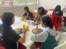 Estudiantes de las modalidades de especialización del INEM tendrán alimentación en jornada única 